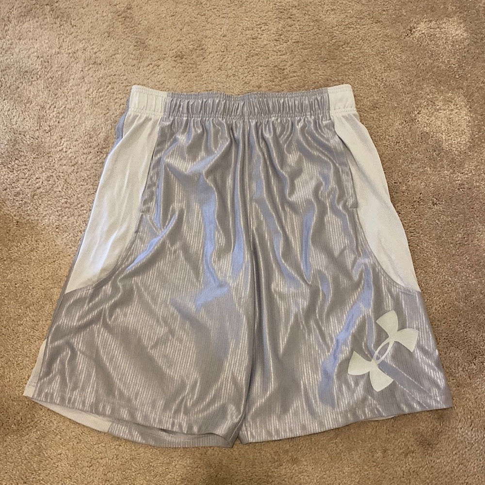 Men’s under armour shorts
